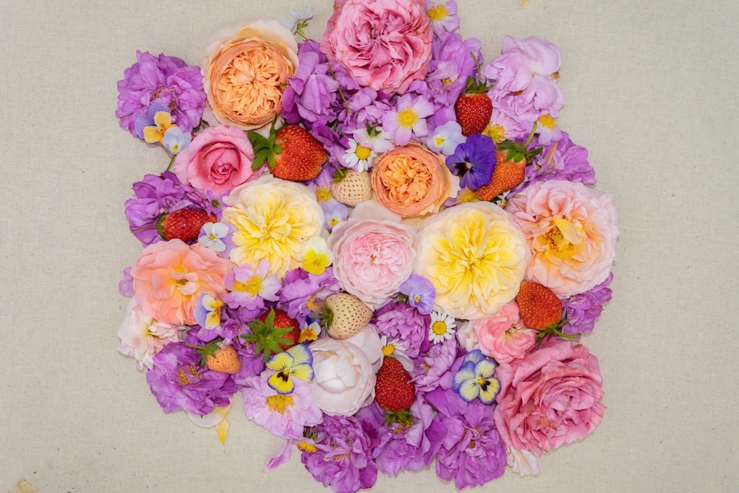 How to Turn Fresh Flowers Into Potpourri (A Beginner’s Complete Guide)